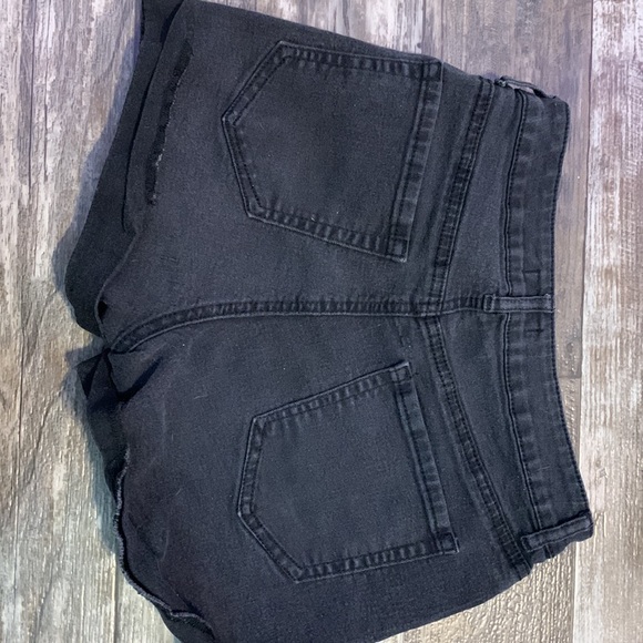 Forever 21 shorts Size 26 - Picture 4 of 4